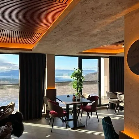Apartment Milmari - Royal
