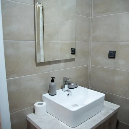 Apartment Milmari - Royal